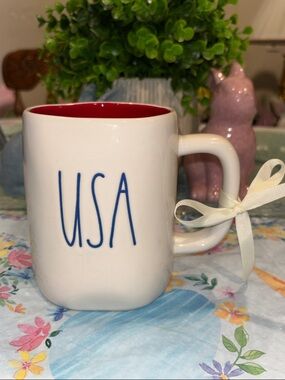 Rae Dunn Artisan Collection "USA" Mug- 20oz